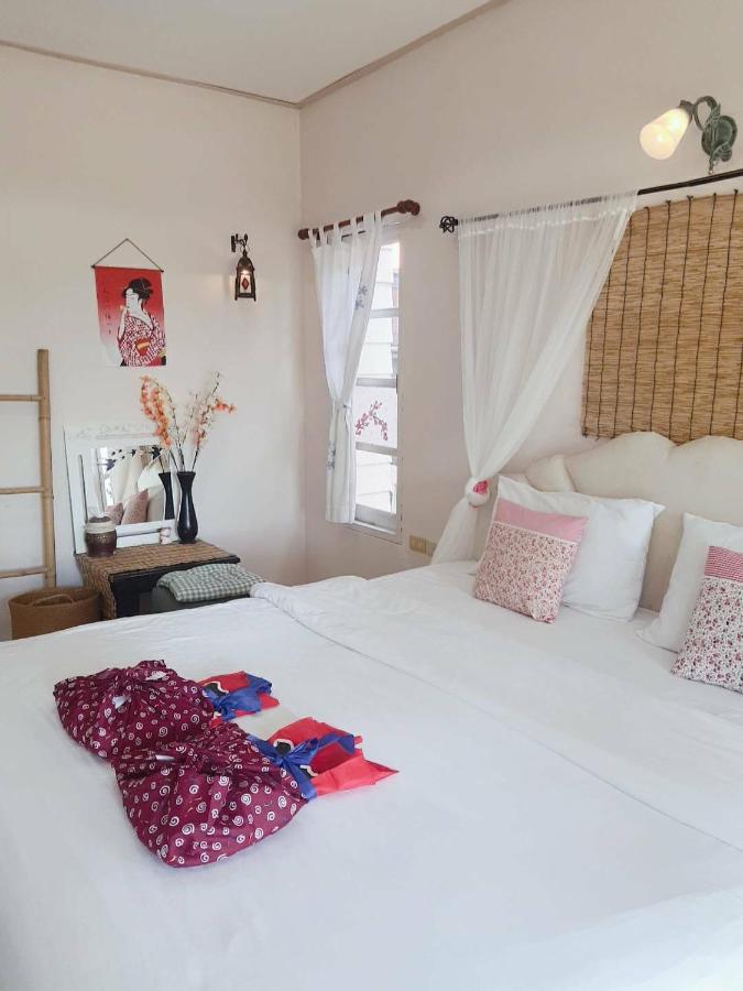 Prathana Garden Beach Resort Хуа Хин Екстериор снимка