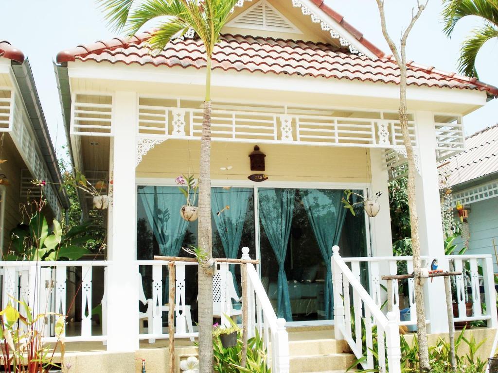 Prathana Garden Beach Resort Хуа Хин Стая снимка