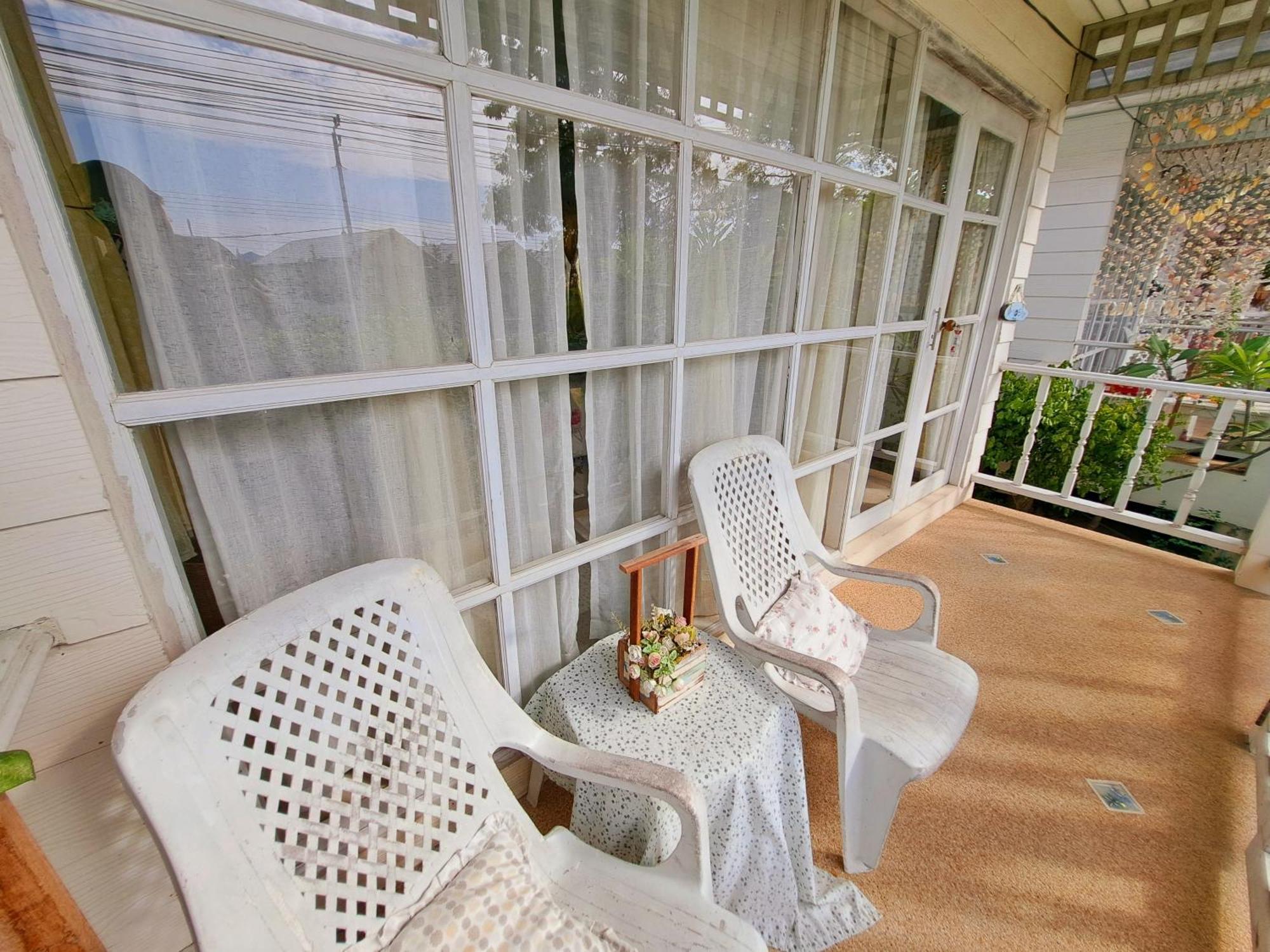 Prathana Garden Beach Resort Хуа Хин Екстериор снимка