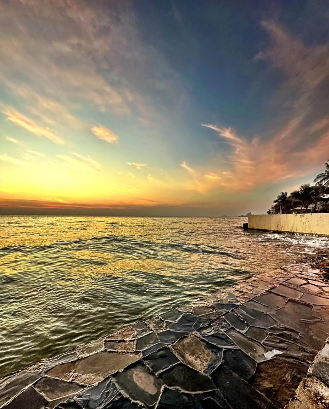 Prathana Garden Beach Resort Хуа Хин Екстериор снимка